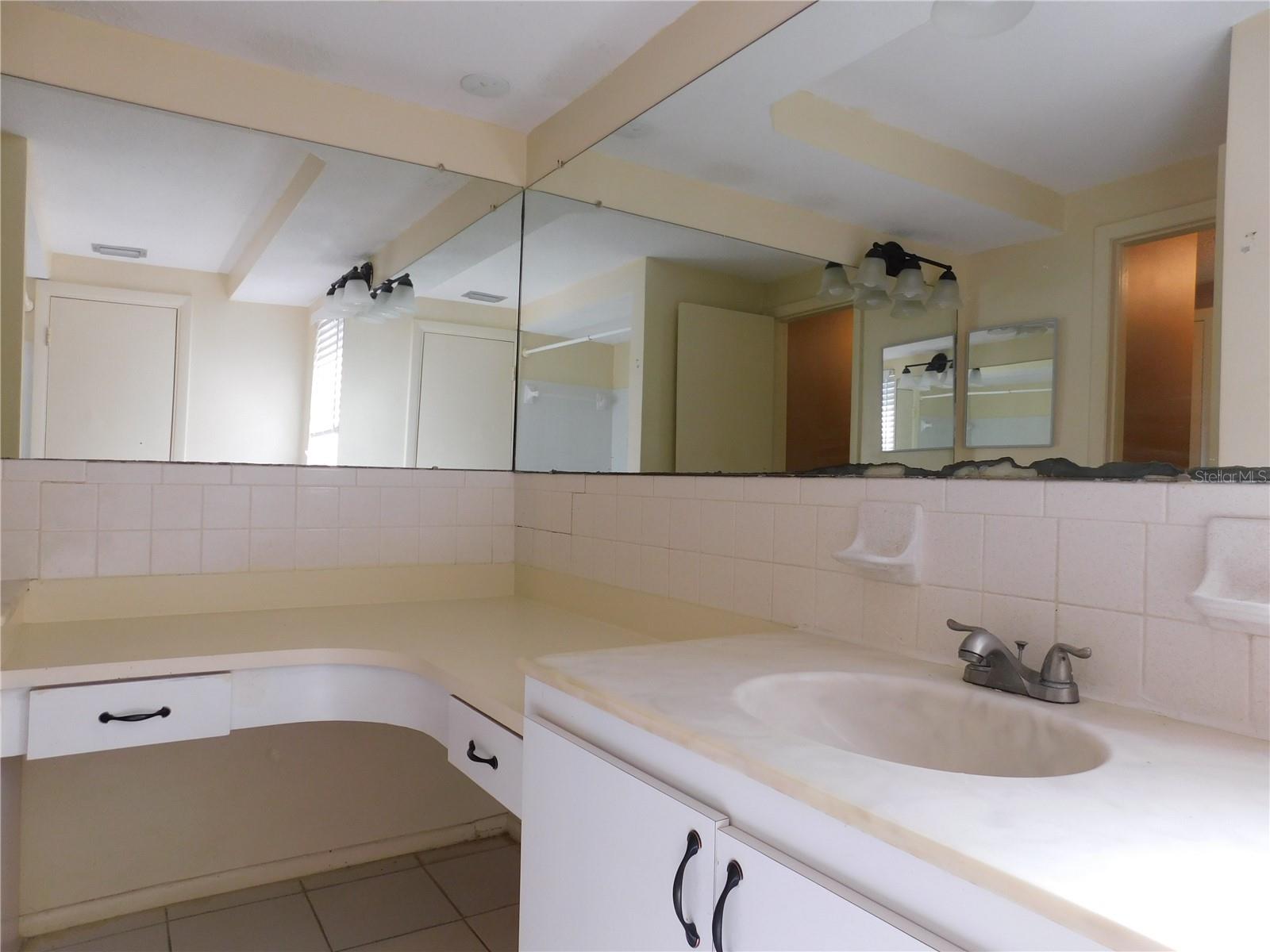 3220 Coldwell Dr Property Photo 14