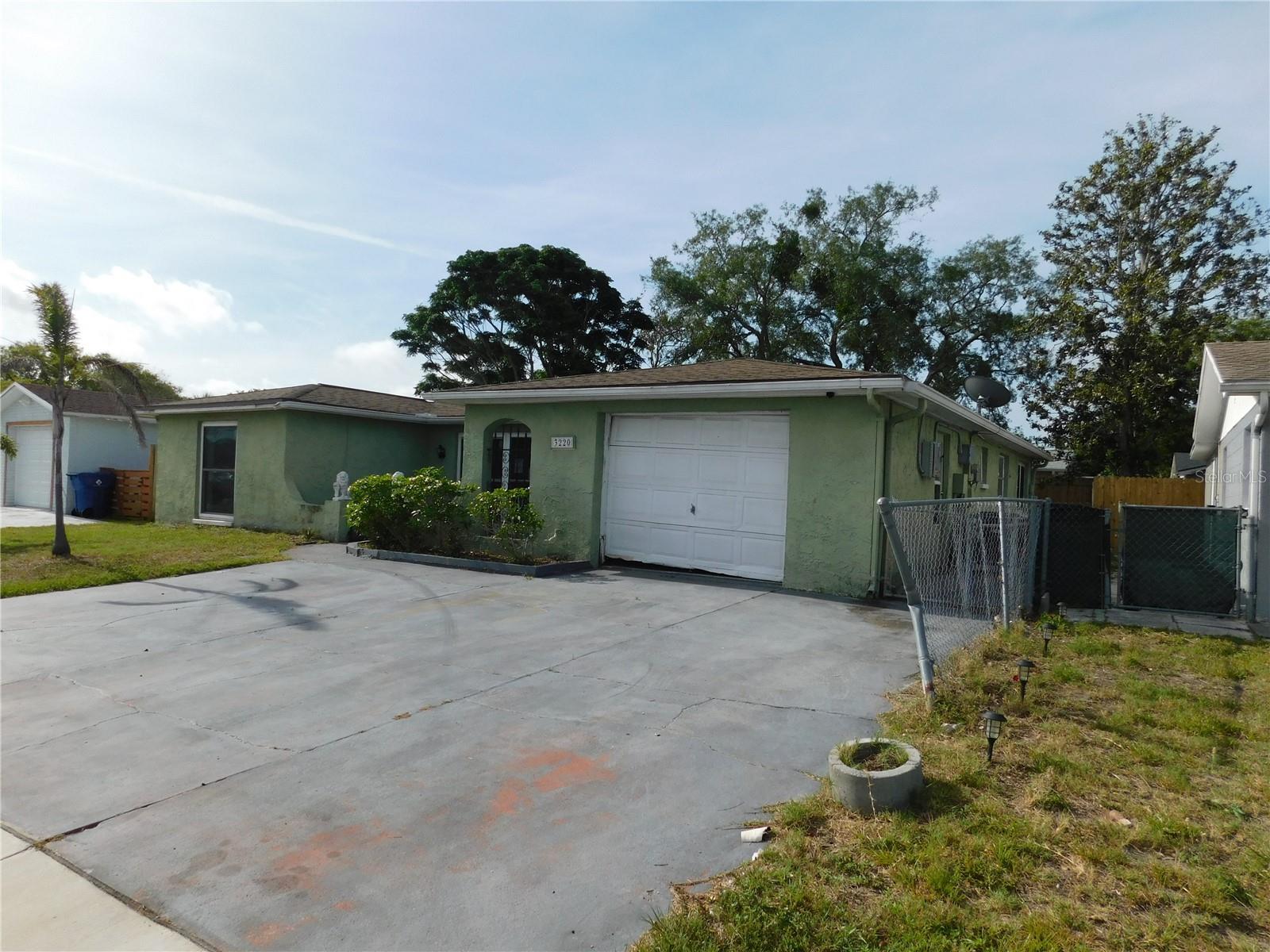 3220 Coldwell Dr Property Photo 20