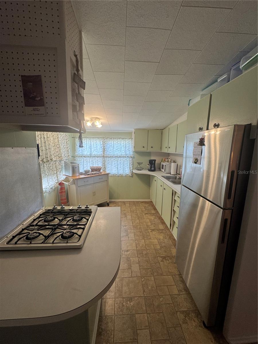 118 52nd Ave W Property Photo 11