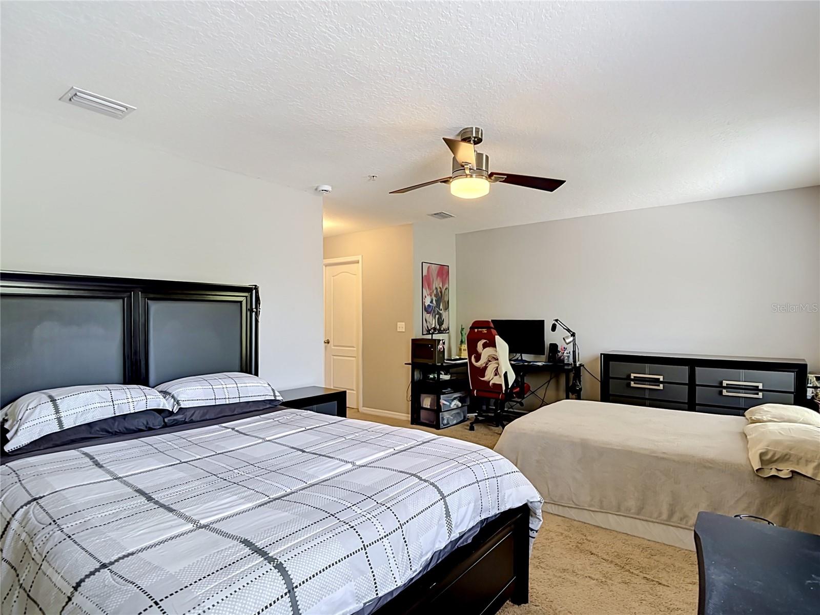 8615 Andalucia Field Dr Property Photo 21