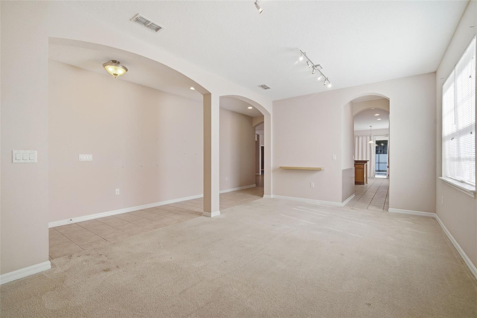 1520 Rhodeswell Ln Property Photo 4