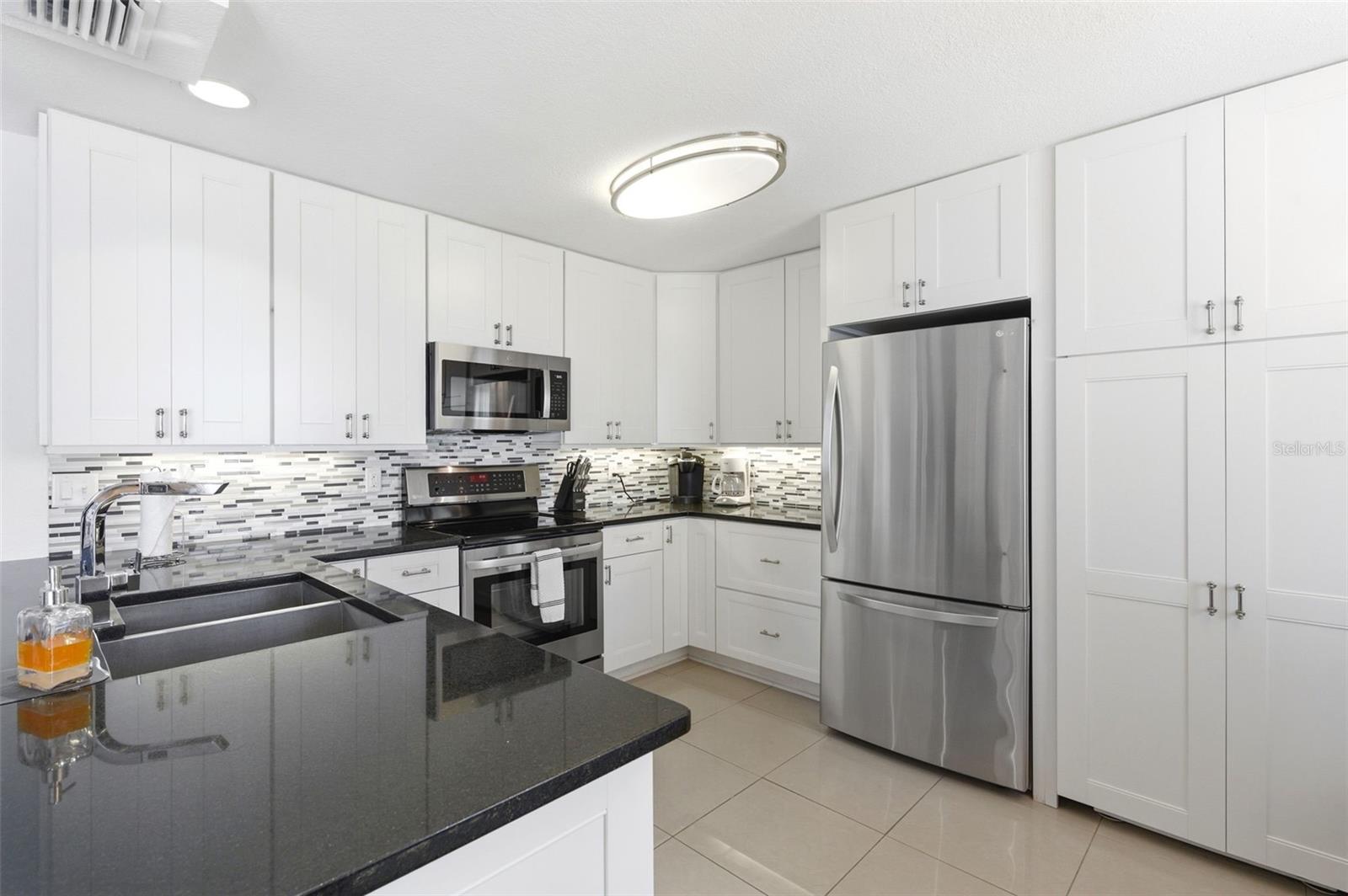 5280 Coquina Key Dr Se #a Furnished Seasonal Property Photo 14