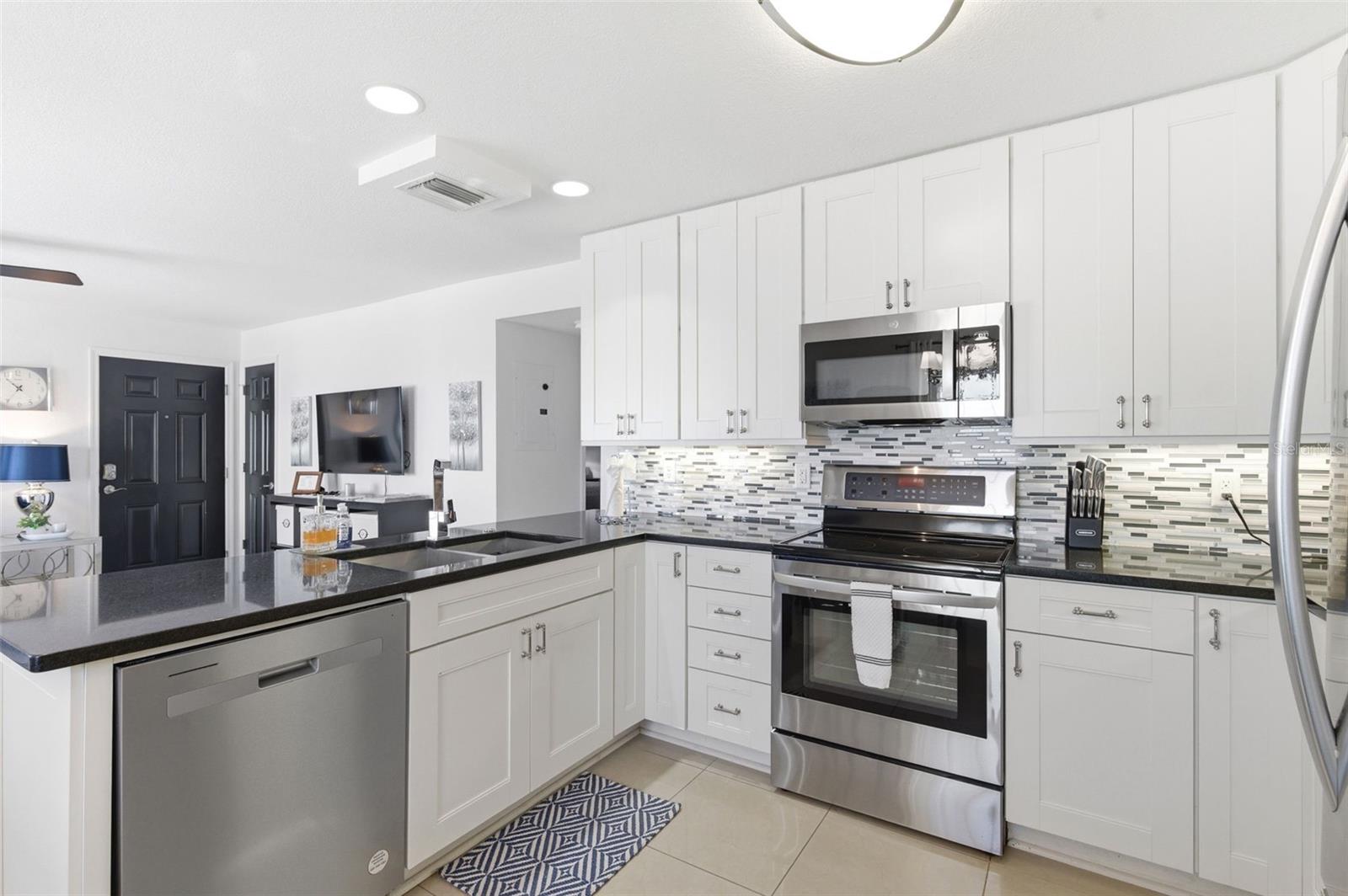 5280 Coquina Key Dr Se #a Furnished Seasonal Property Photo 16