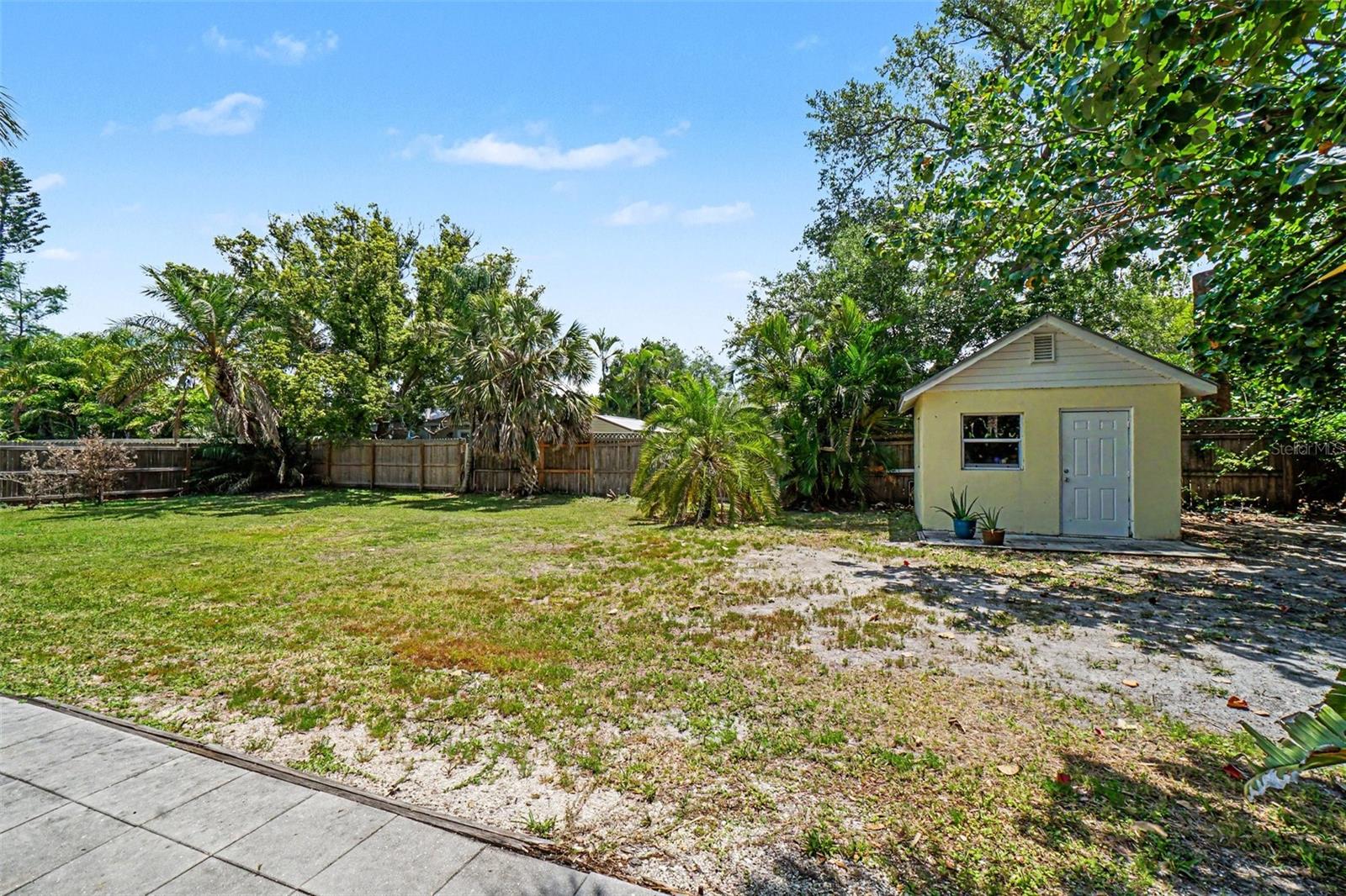 413 Pameto Rd Property Photo 37