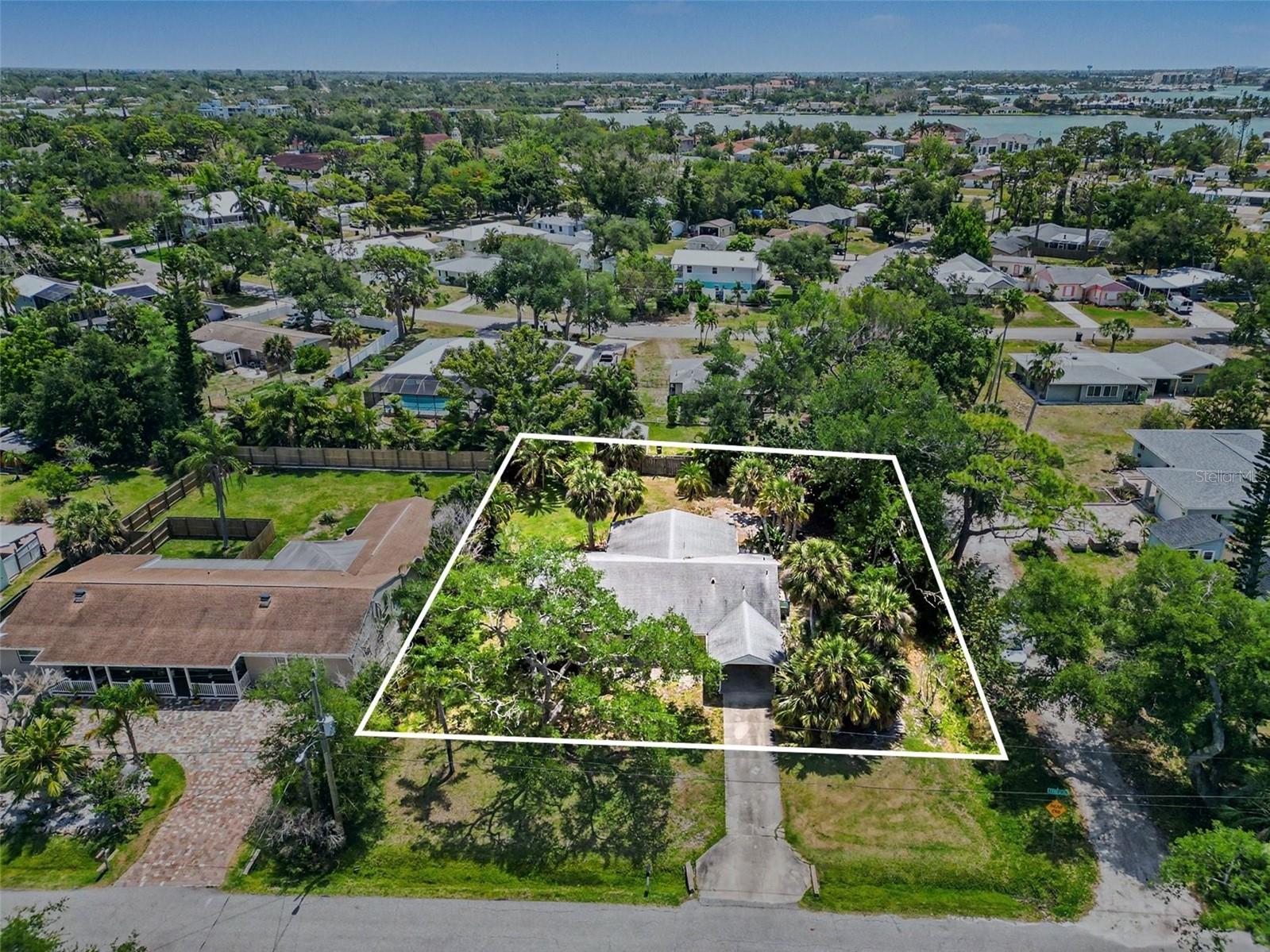 413 Pameto Rd Property Photo 40