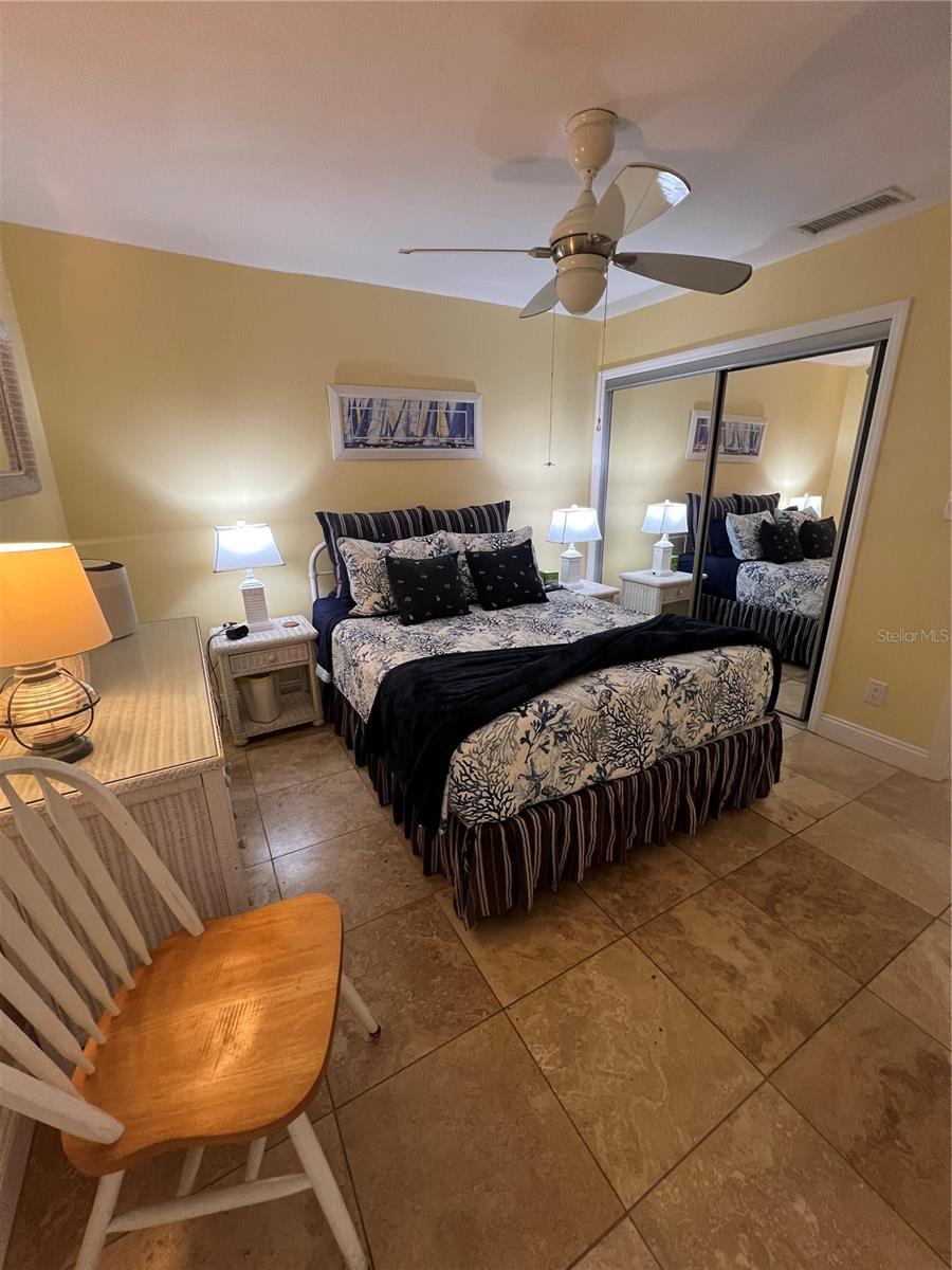 5164 Beach Dr Se #b Furnished Property Photo 21