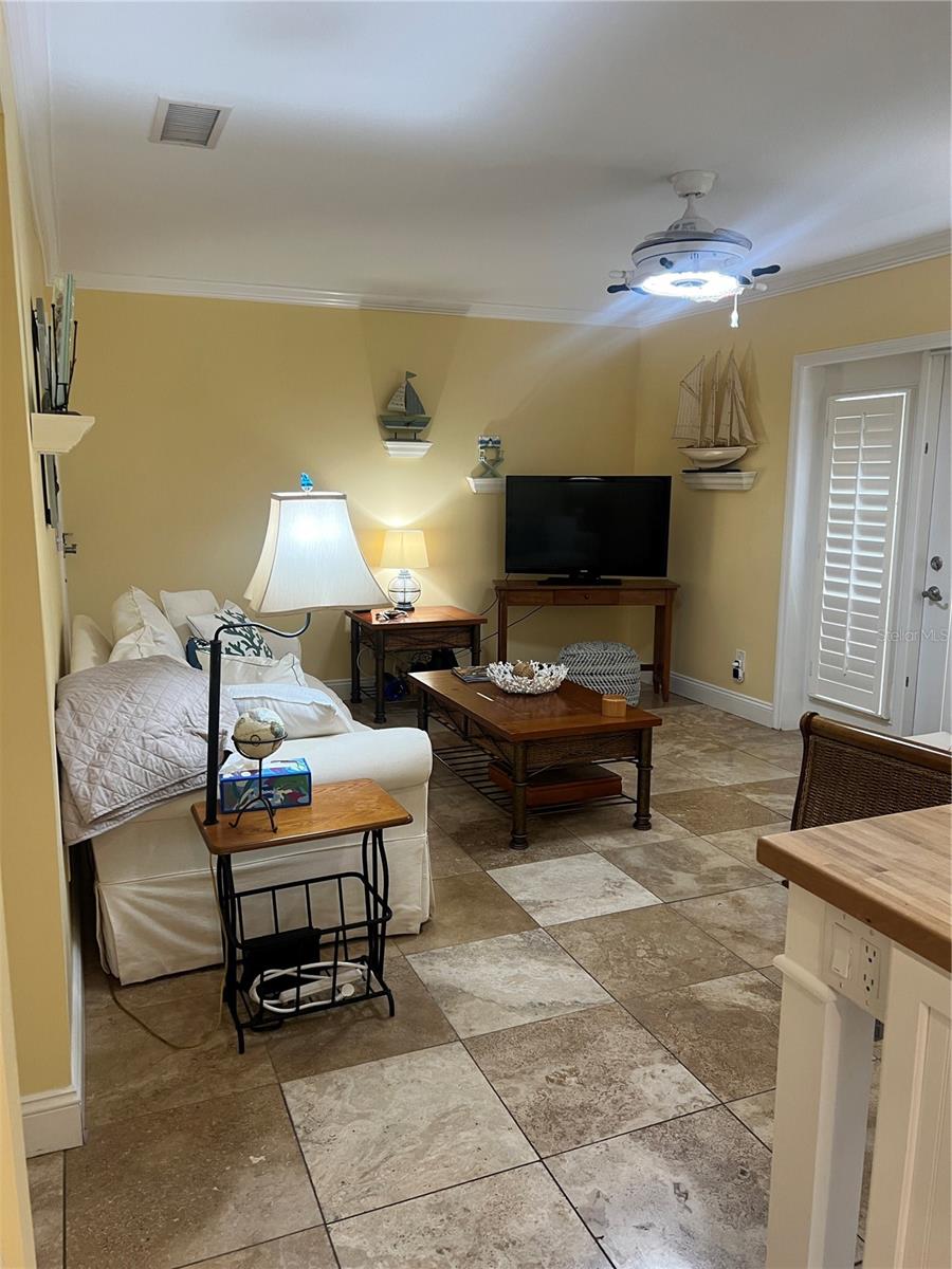 5164 Beach Dr Se #b Furnished Property Photo 36