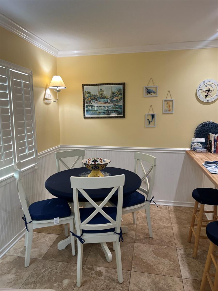 5164 Beach Dr Se #b Furnished Property Photo 38