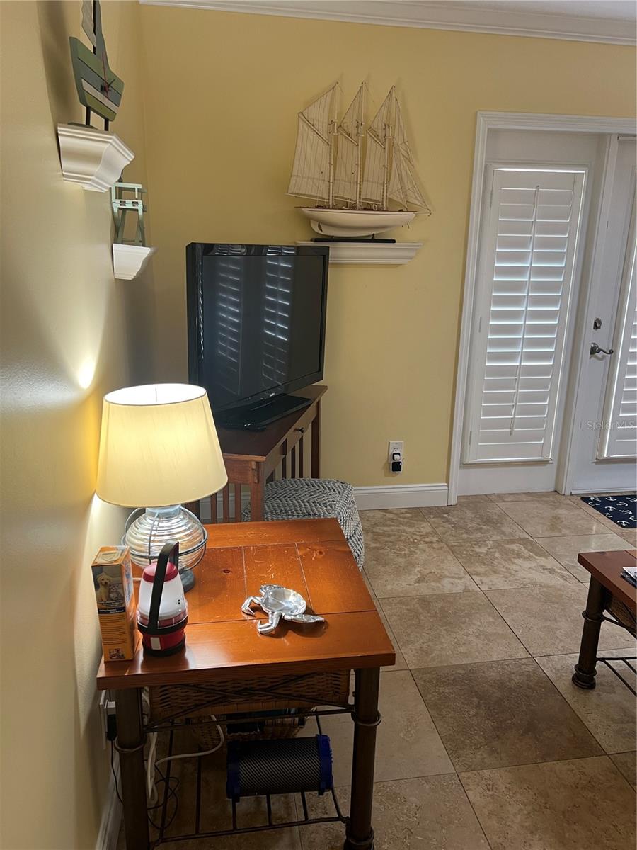 5164 Beach Dr Se #b Furnished Property Photo 41