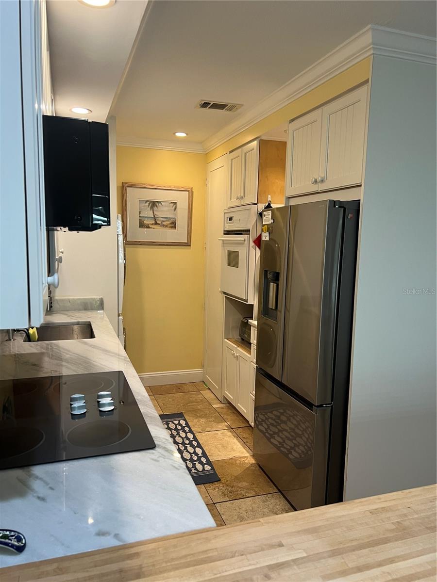 5164 Beach Dr Se #b Furnished Property Photo 84
