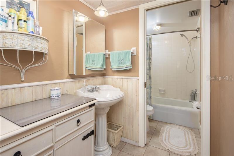 12405 3rd St E #201 Property Photo 18