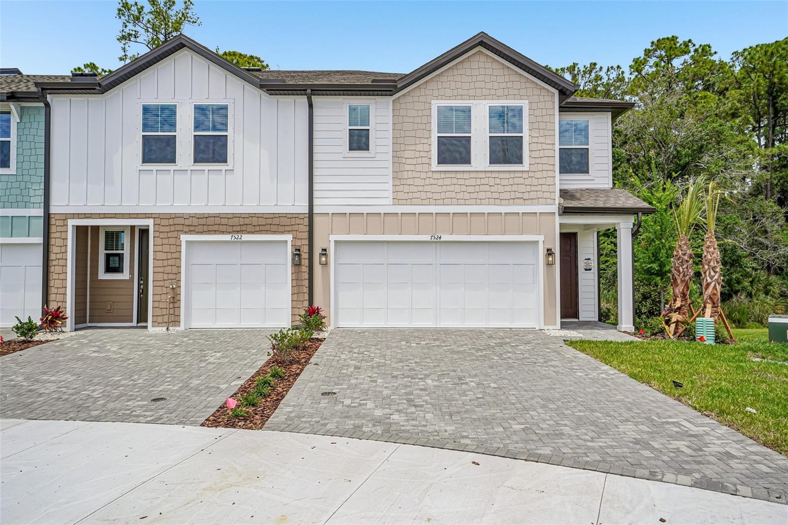 7524 Deer Valley Circle Property Photo 1