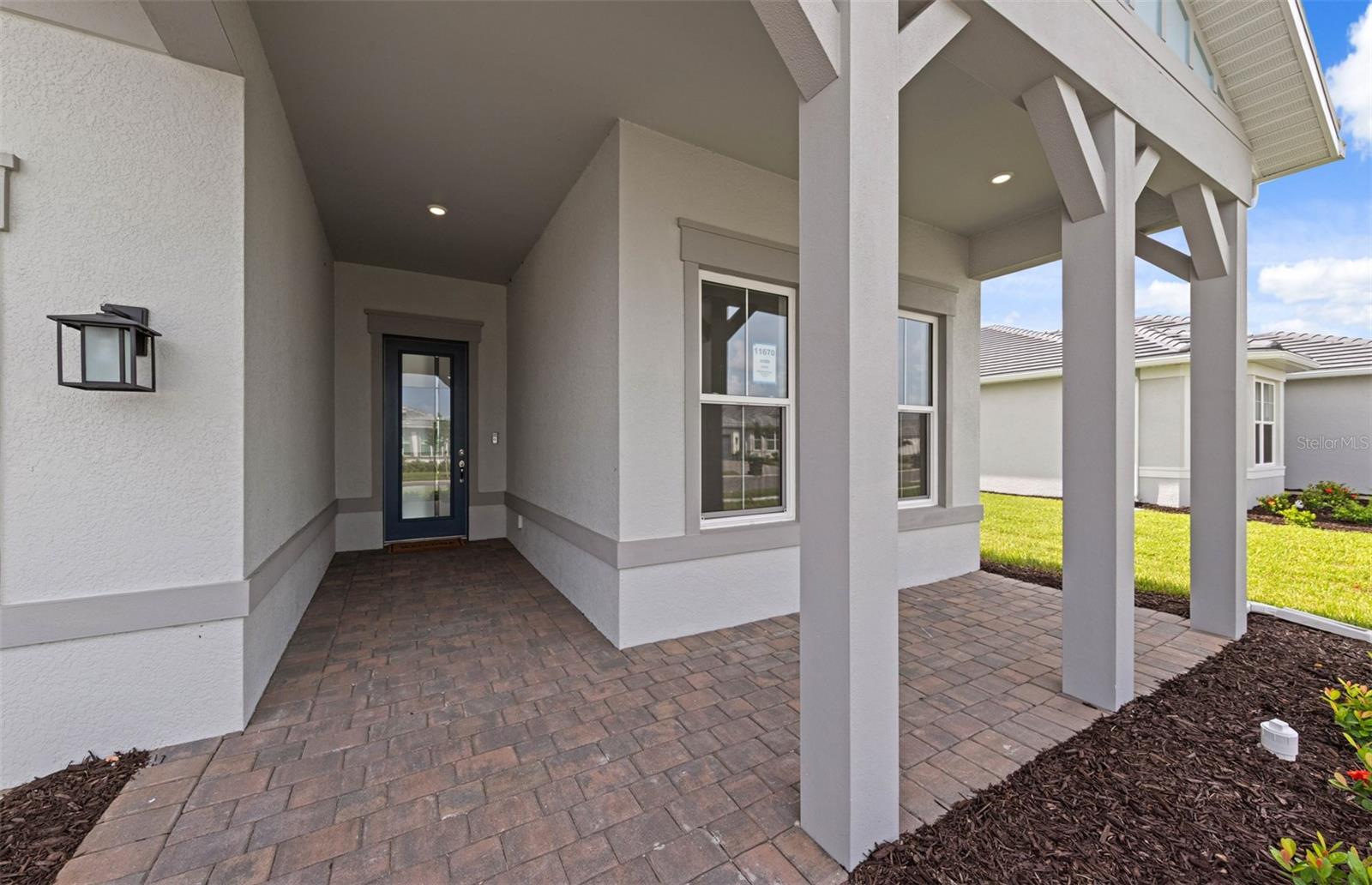 10362 Blue Runner Dr Property Photo 5