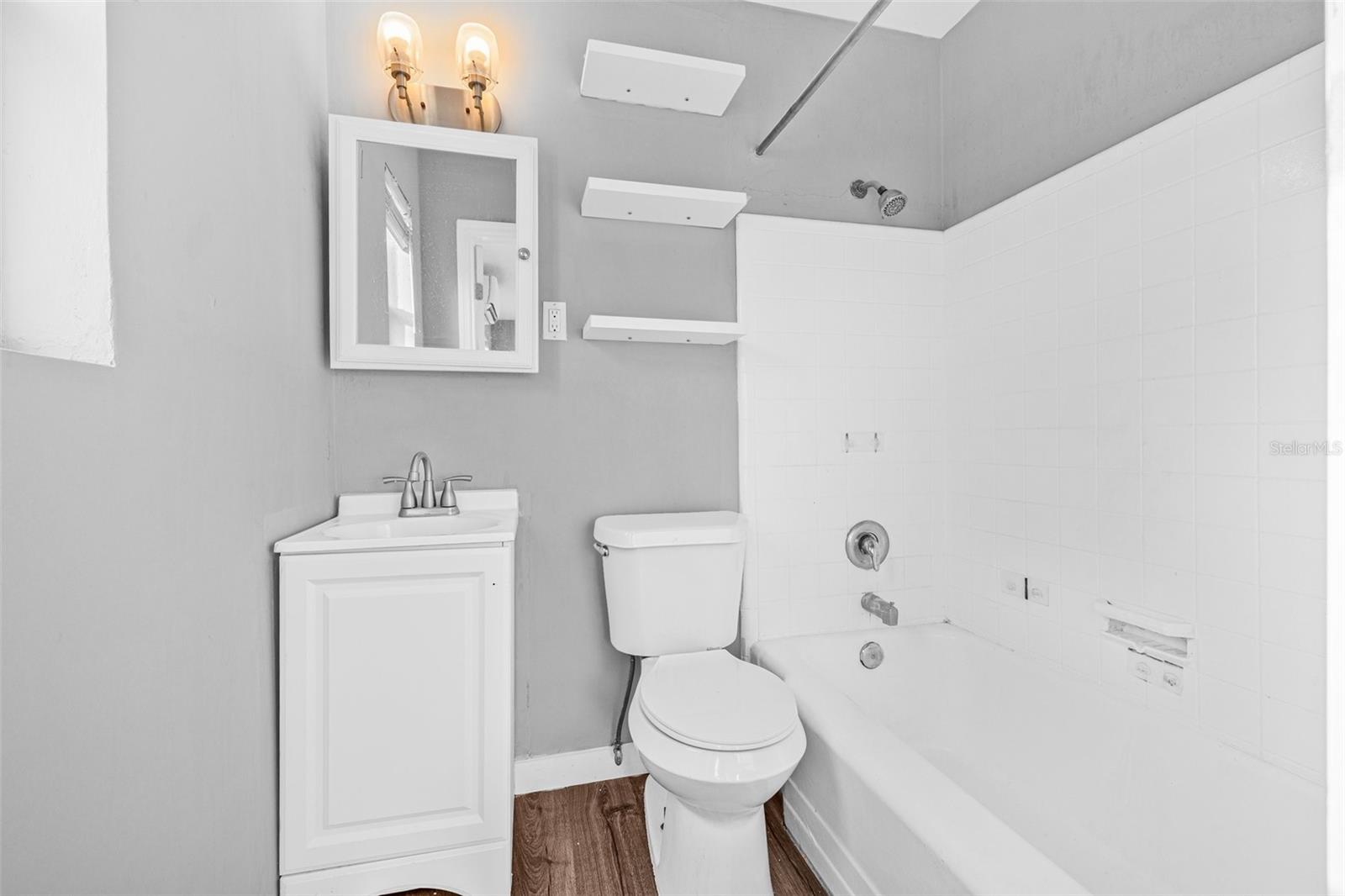30 Lynn Way Property Photo 9