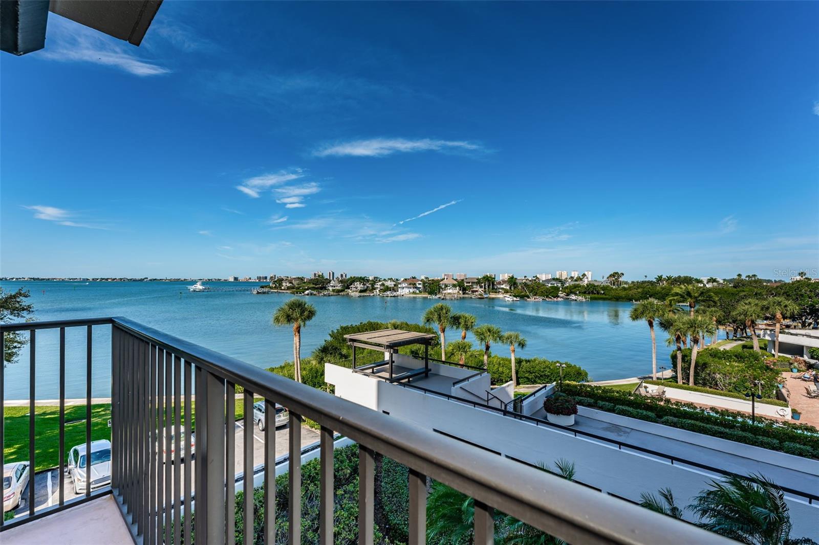 6 Belleview Blvd #306 Property Photo 2