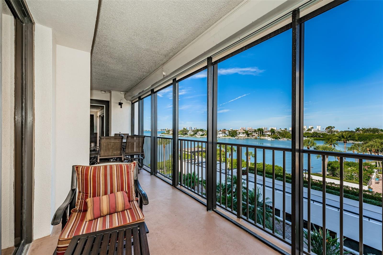 6 Belleview Blvd #306 Property Photo 4