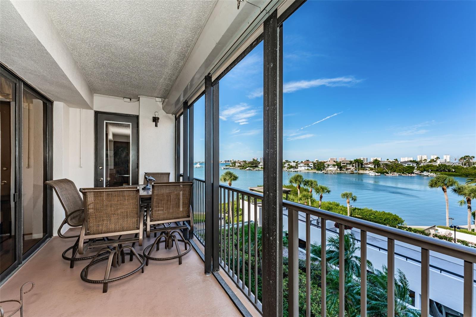 6 Belleview Blvd #306 Property Photo 5