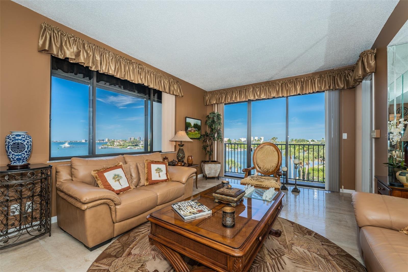 6 Belleview Blvd #306 Property Photo 23