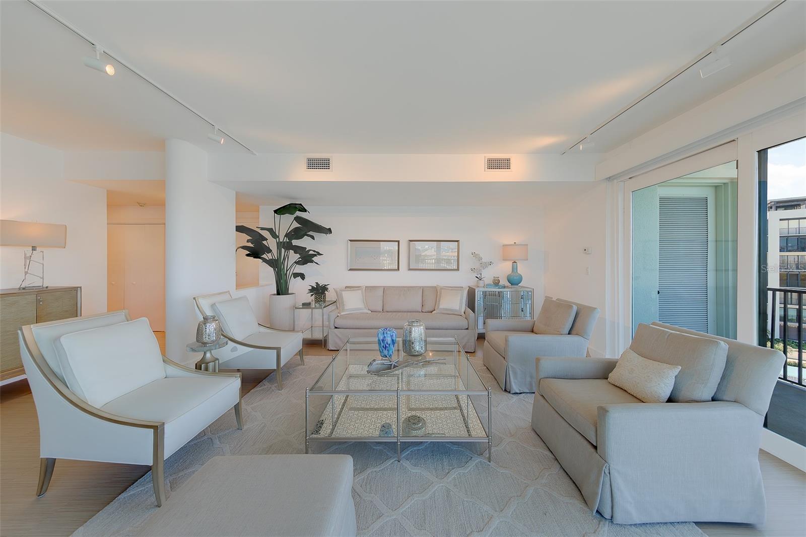 8 Belleview Blvd #507 Property Photo 6