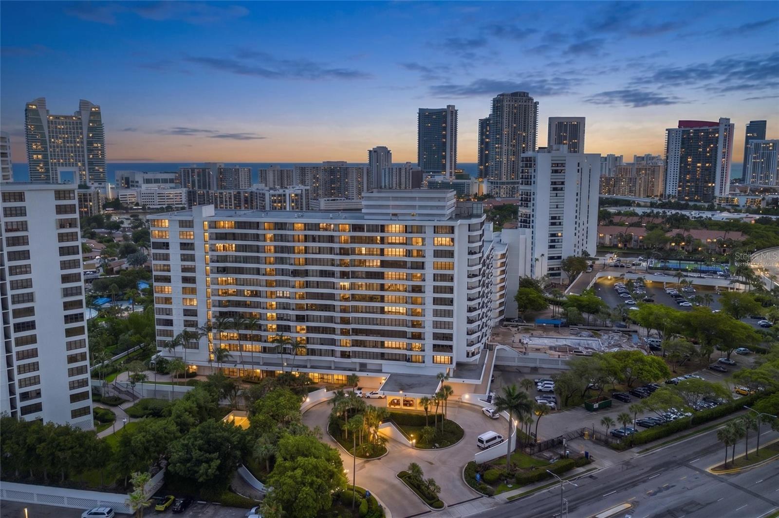 500 THREE ISLANDS BLVD #1008