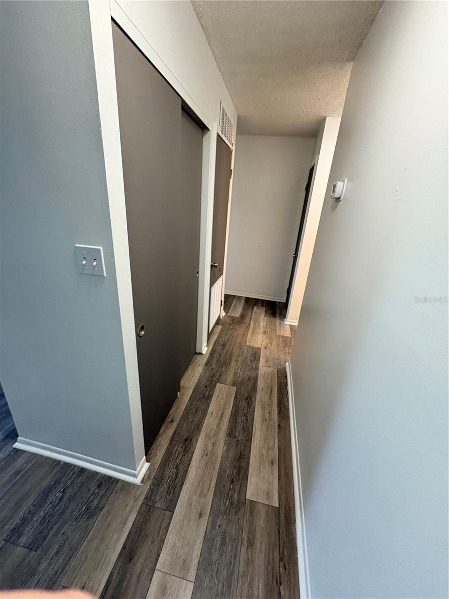 1131 84th Ave N #d Property Photo 11