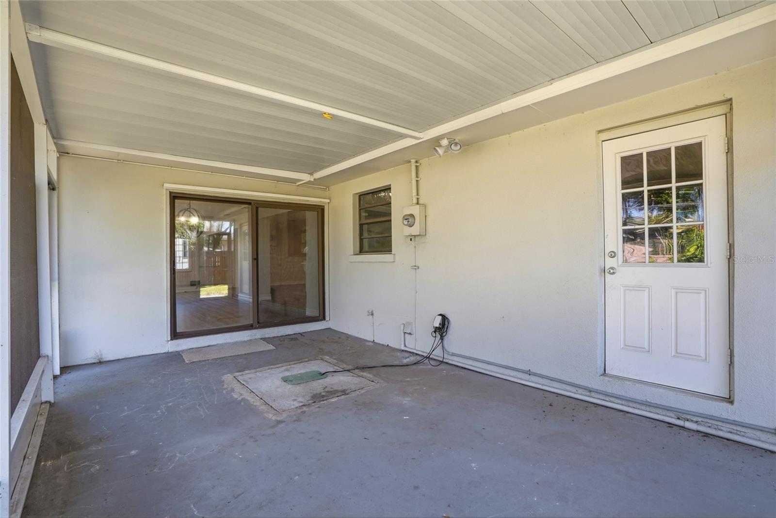 1349 Viewtop Dr Property Photo 25