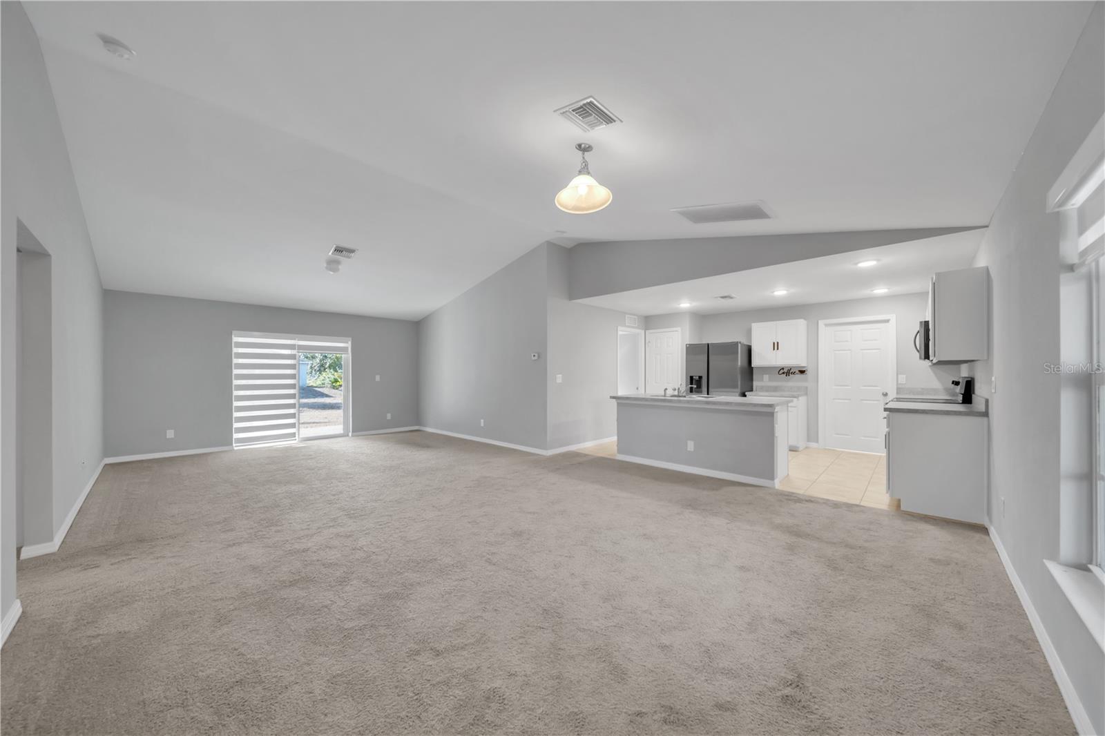 2617 53rd St W Property Photo 5