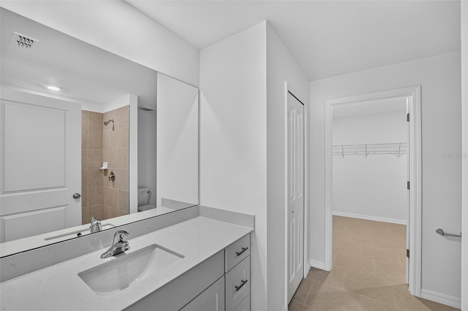 377 Atwater St Property Photo 18