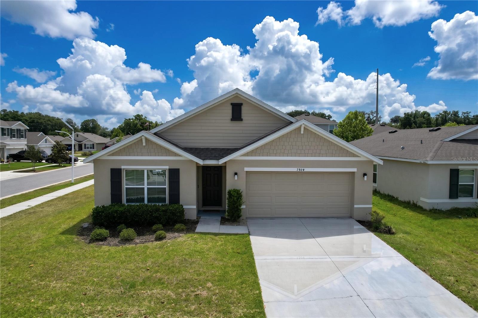 7804 Davie Ray Dr Property Photo 1