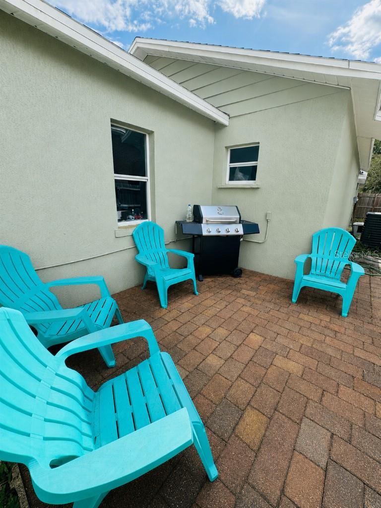 419 Avenue M Ne Property Photo 17
