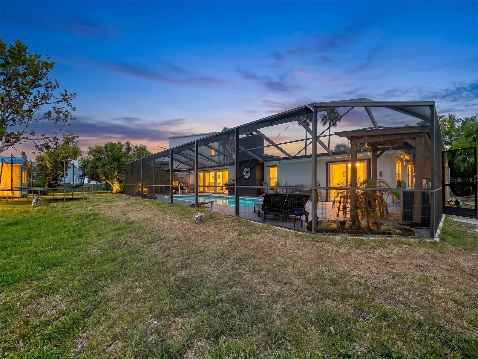 6950 Southwind Dr Property Photo 44