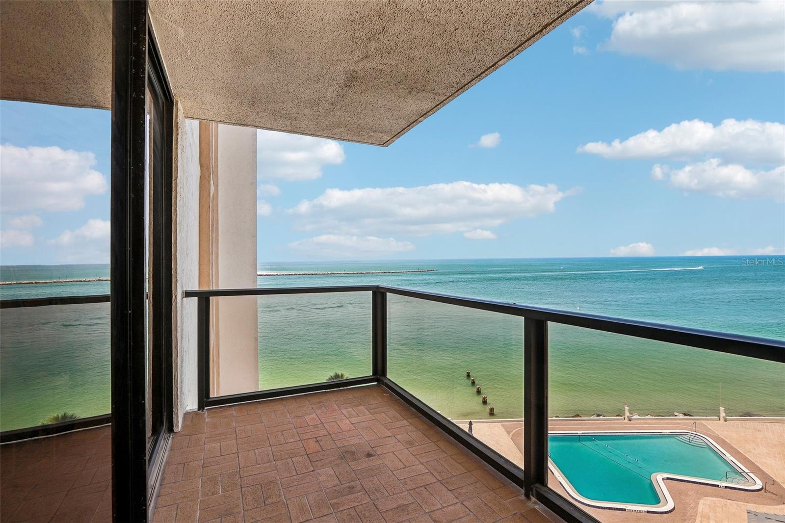 450 S Gulfview Blvd #703 Property Photo 4