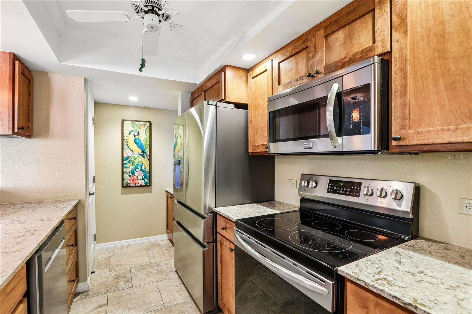 450 S Gulfview Blvd #703 Property Photo 14