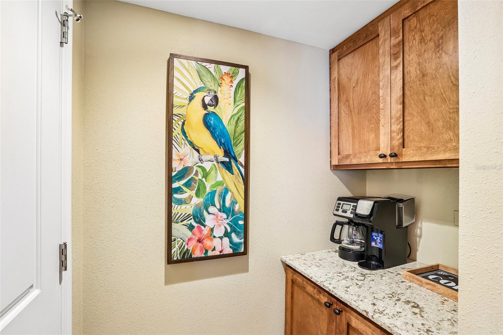 450 S Gulfview Blvd #703 Property Photo 15
