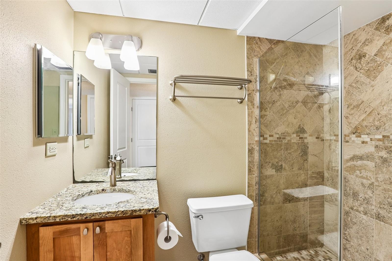 450 S Gulfview Blvd #703 Property Photo 17