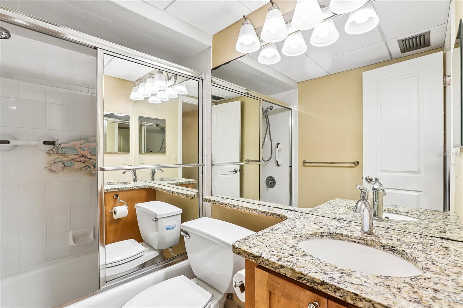 450 S Gulfview Blvd #703 Property Photo 23