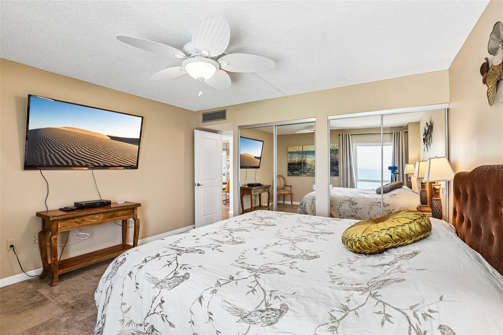 450 S Gulfview Blvd #703 Property Photo 28