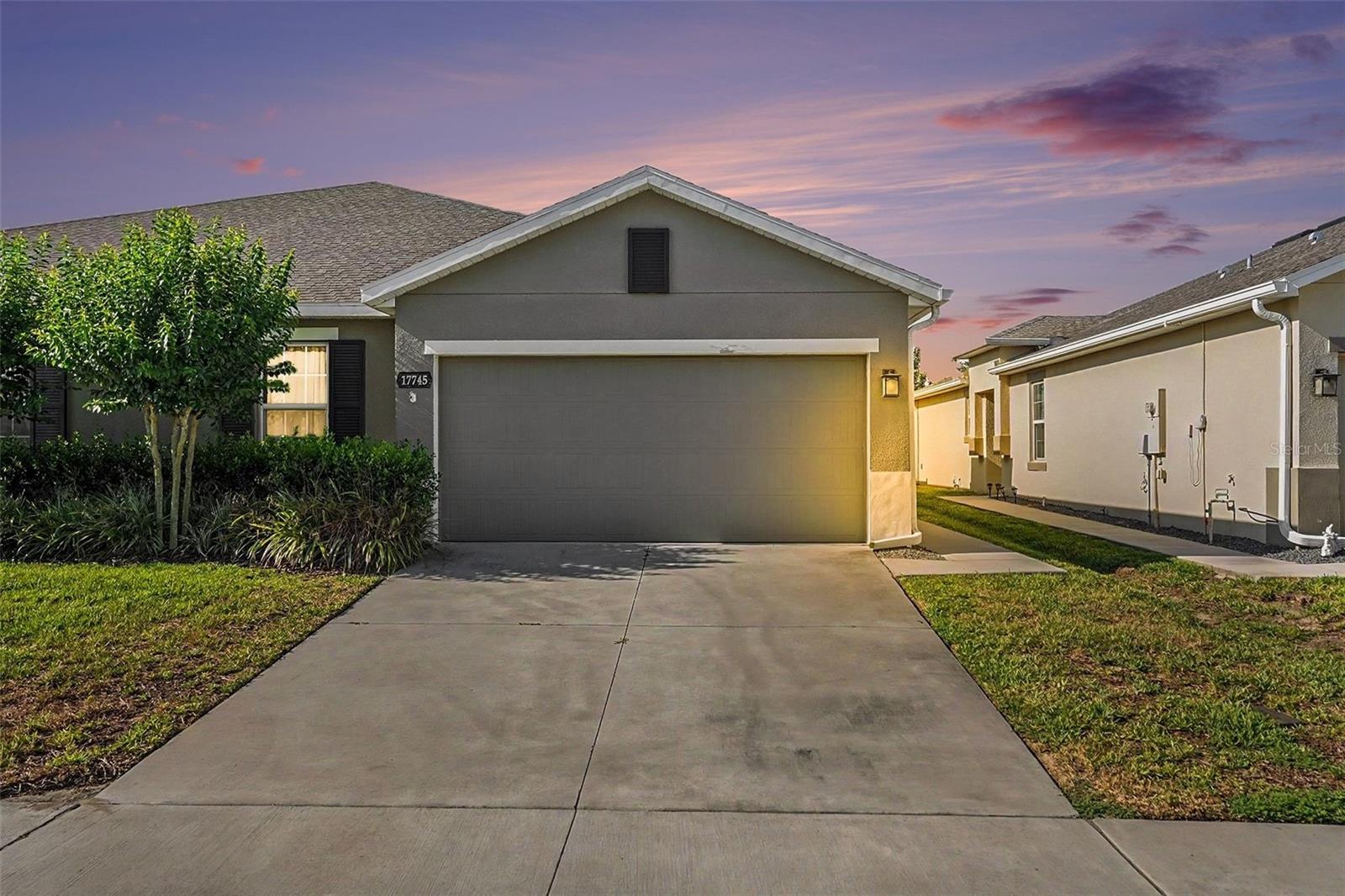 17745 Turning Leaf Cir Property Photo 1