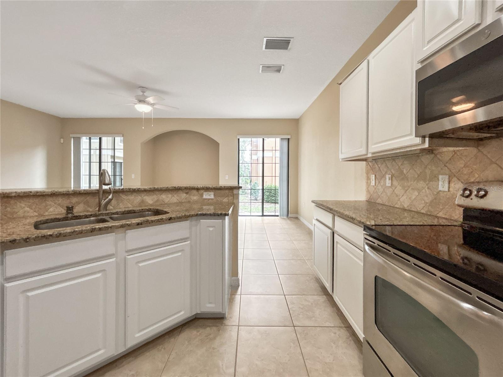 16615 Kingletside Ct Property Photo 9