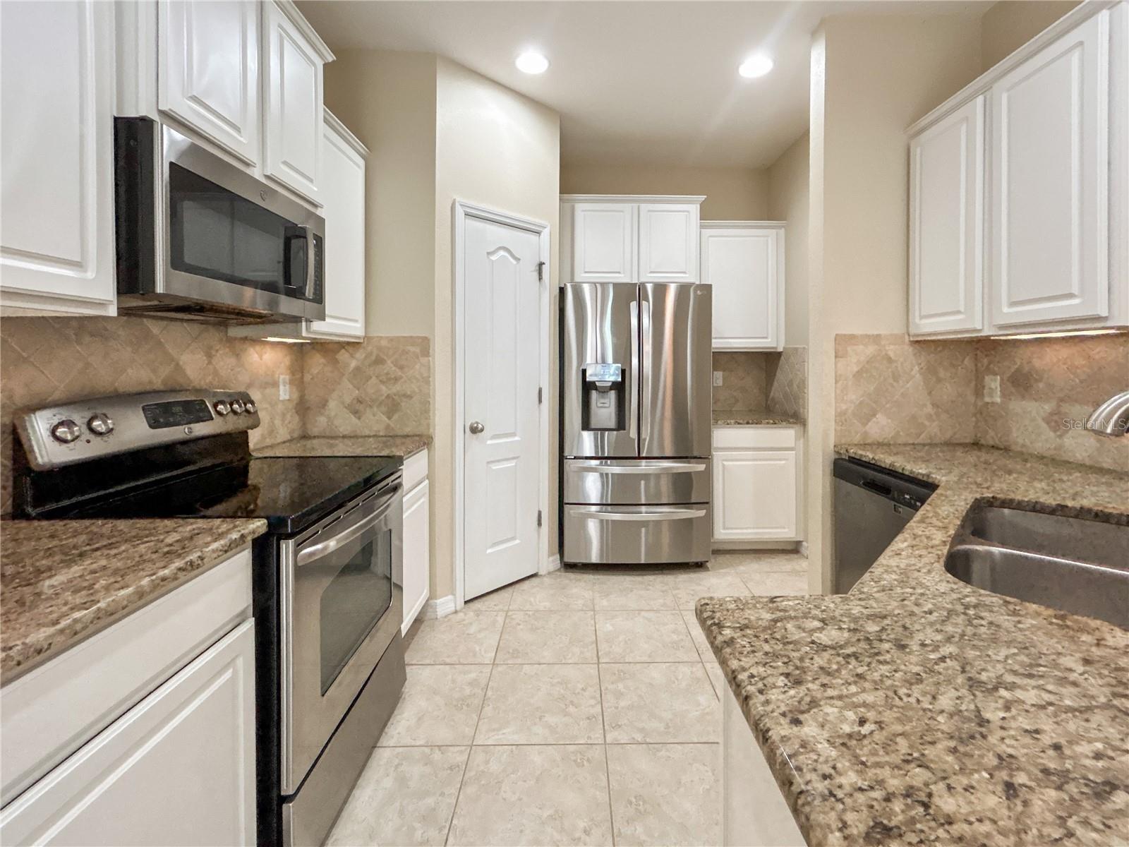 16615 Kingletside Ct Property Photo 10