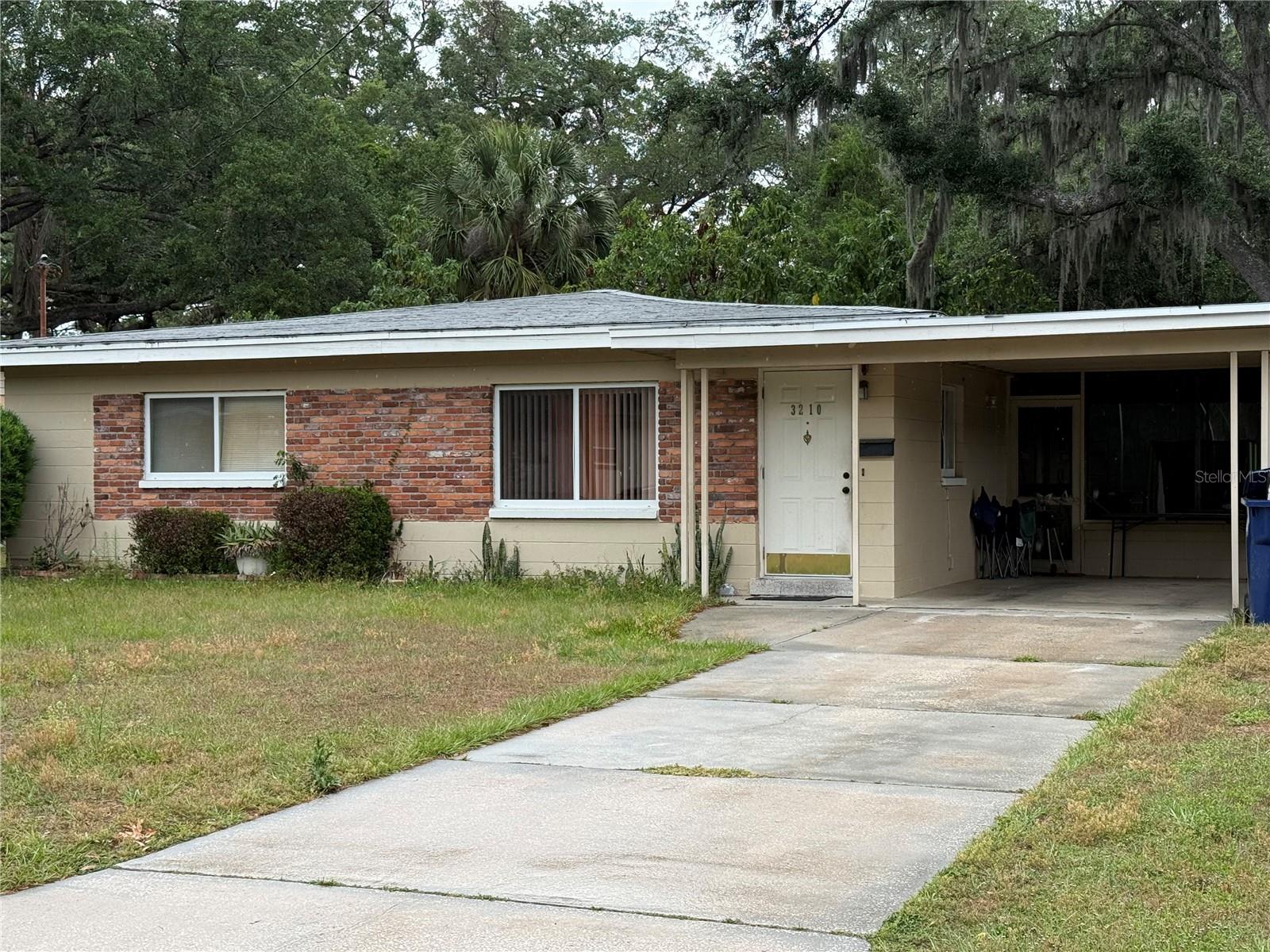 3210 E FERN ST Property Photo 1