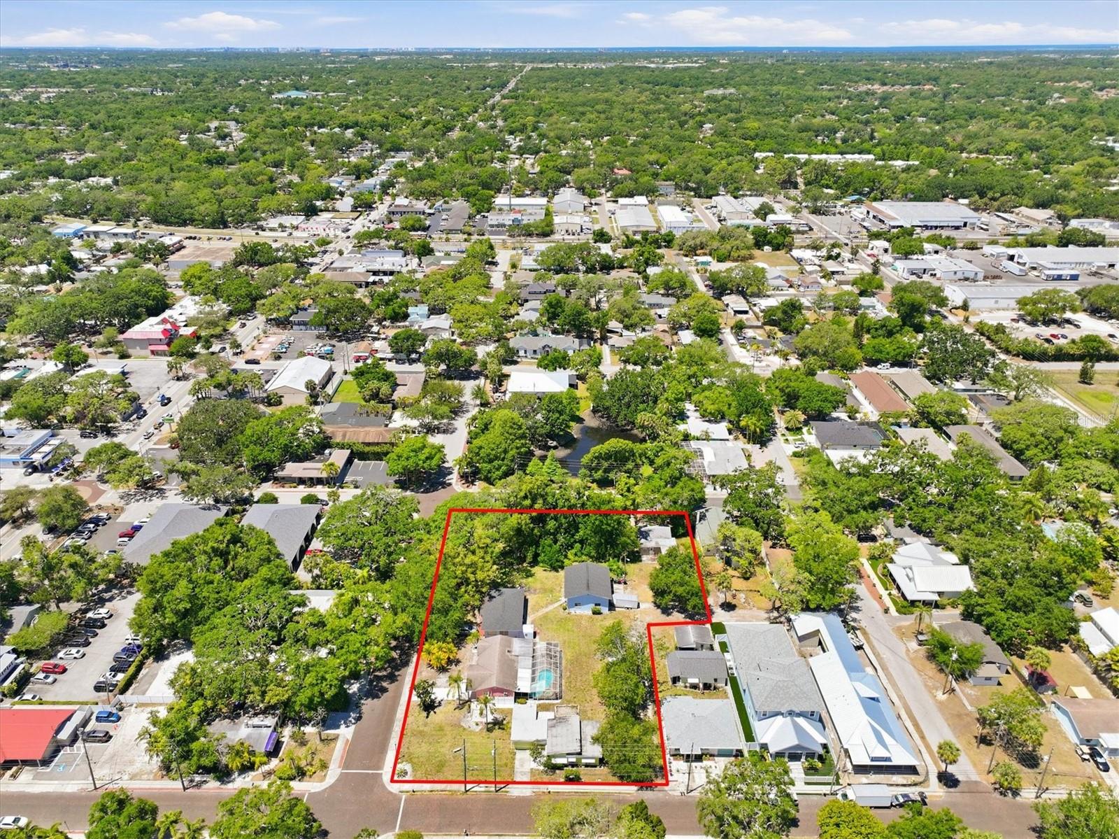 2nd St N Property Photo 8