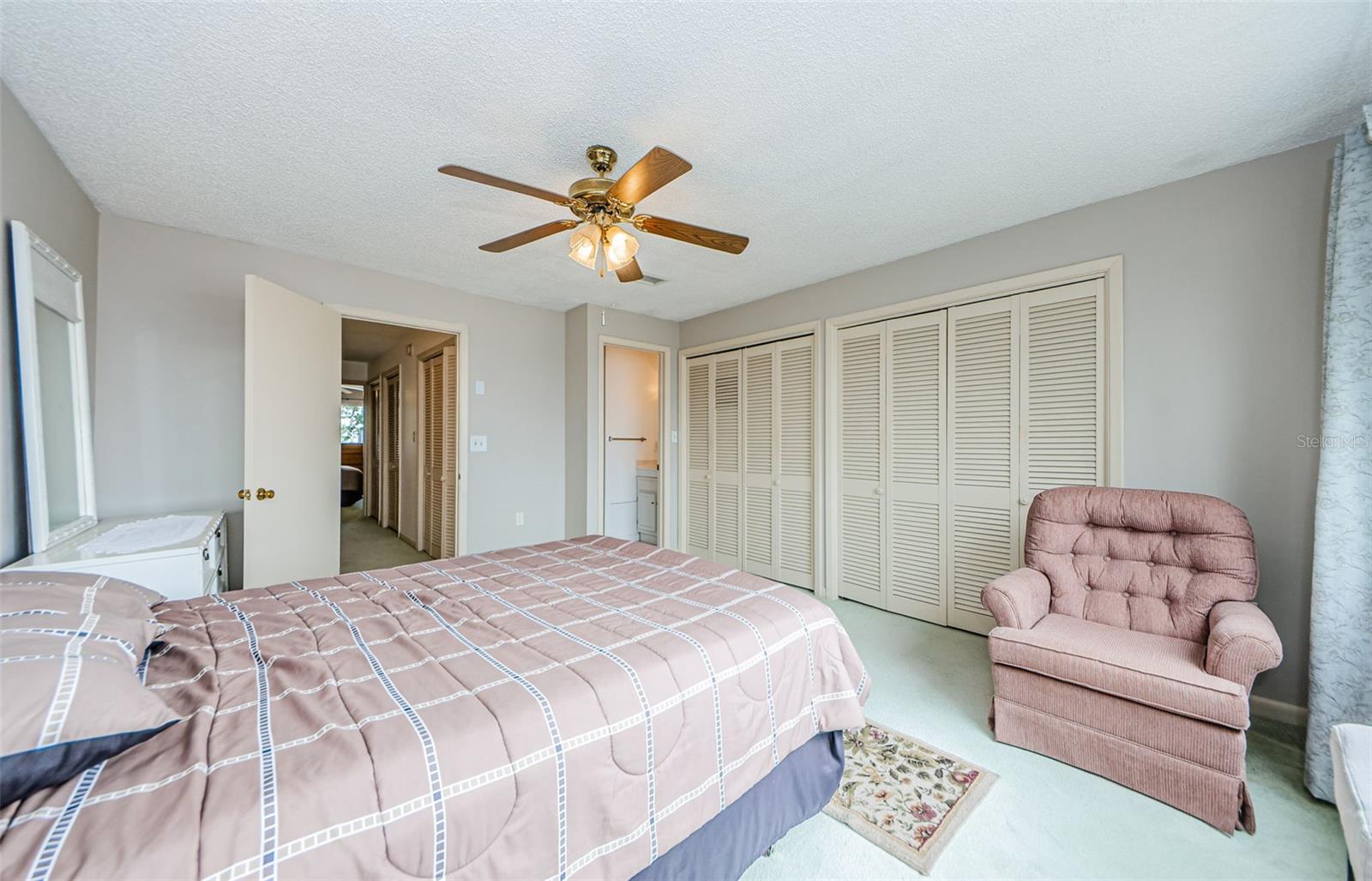 433 S Paula Dr #17 Property Photo 12