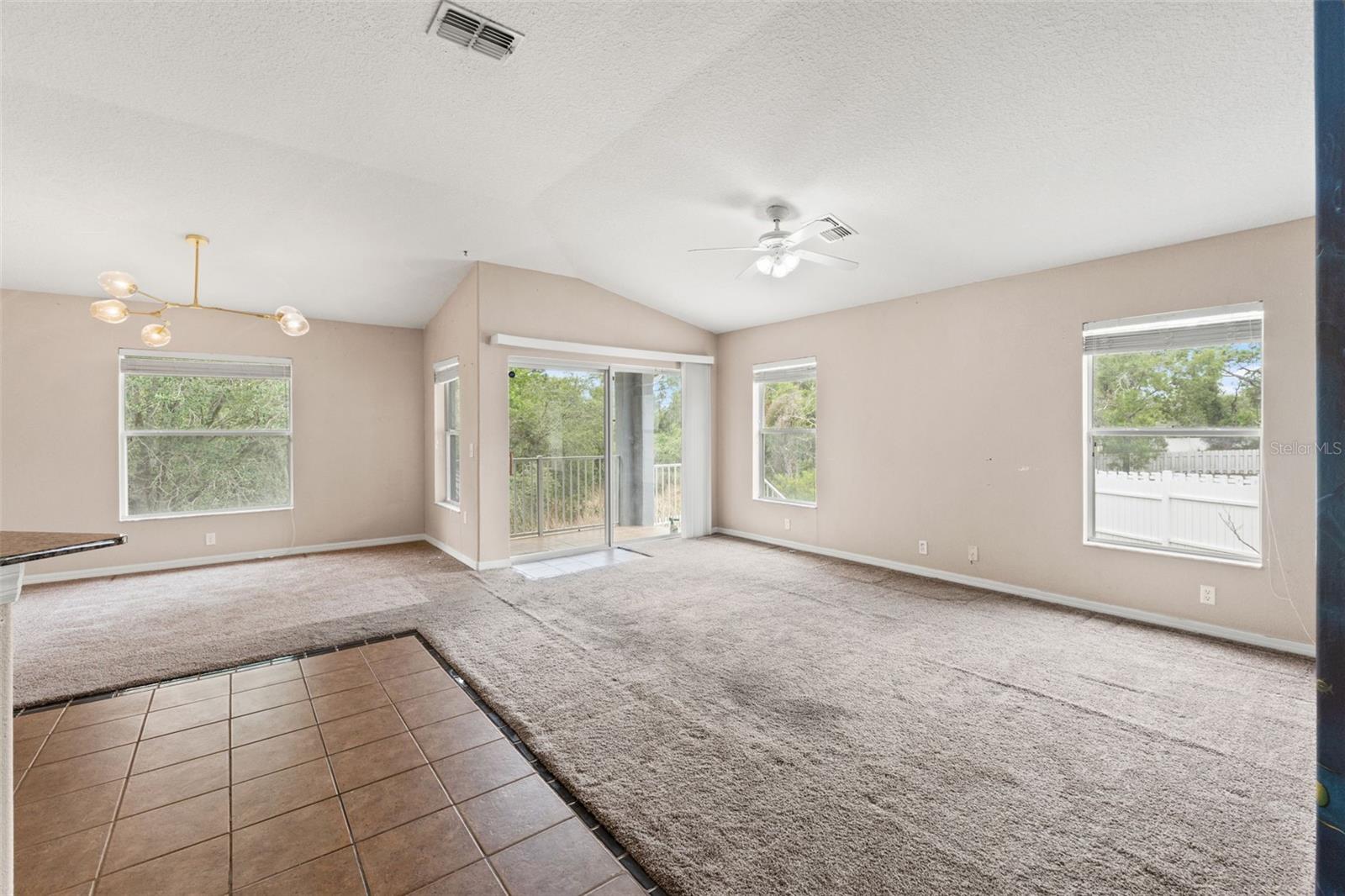 4490 Ayrshire Dr Property Photo 10