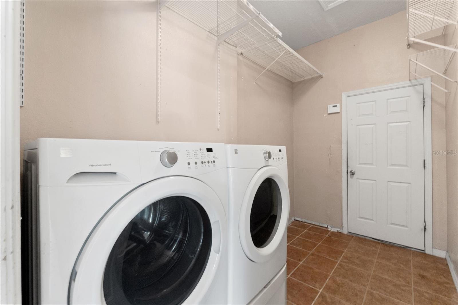4490 Ayrshire Dr Property Photo 23