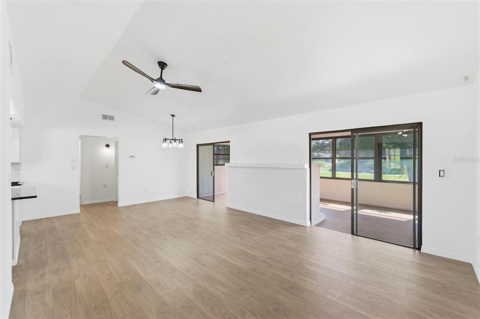 7457 Galloway Rd Property Photo 14