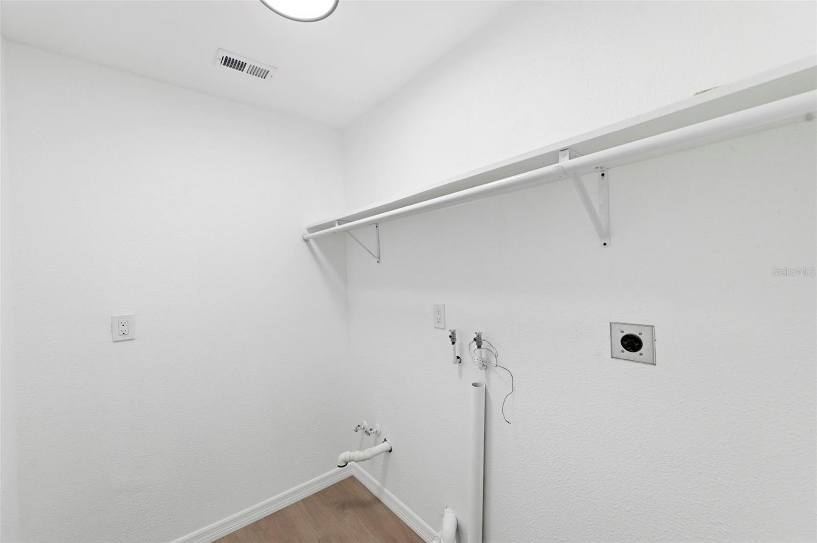 7457 Galloway Rd Property Photo 31