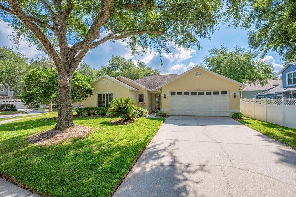 17610 Esprit Dr Property Photo 1