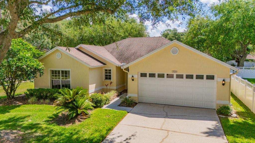 17610 Esprit Dr Property Photo 2