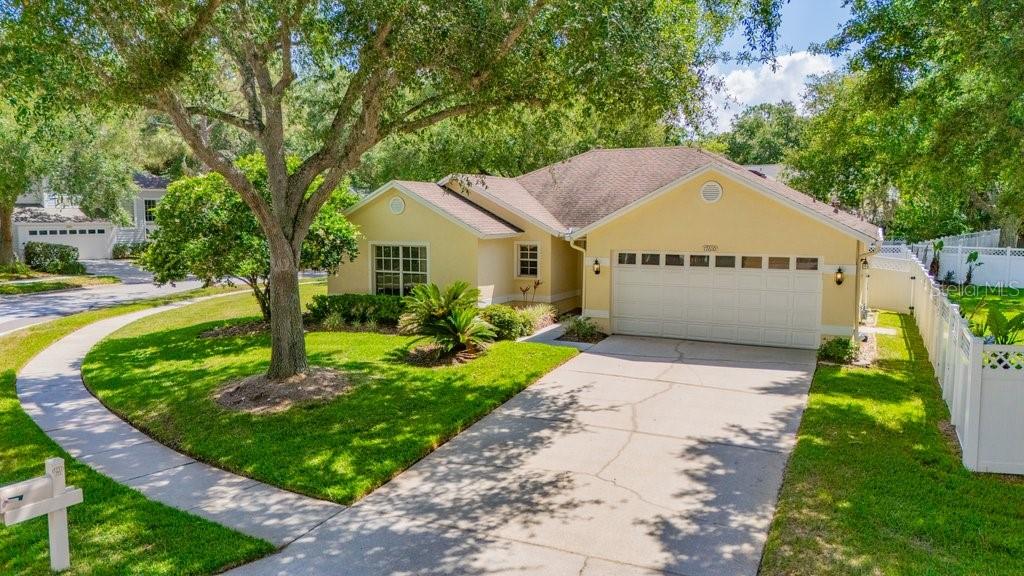 17610 Esprit Dr Property Photo 36